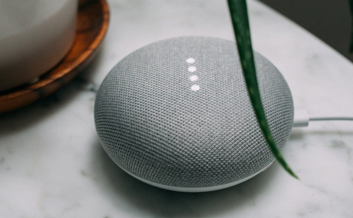 Minimalist Japanese-inspired furniture 1 electronics blog 9